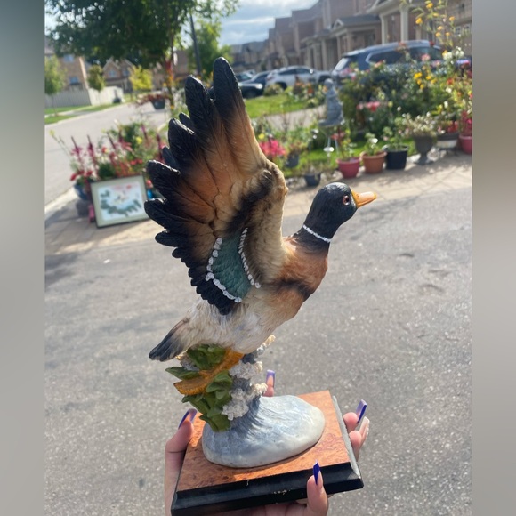 Bird statue - Picture 2 of 5